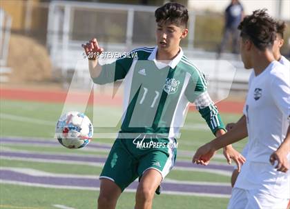 Thumbnail 3 in Hilltop vs. Ramona (Grossmont Holiday Tournament) photogallery.