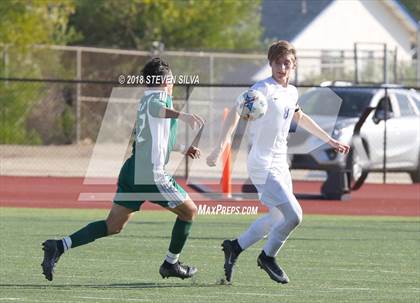 Thumbnail 3 in Hilltop vs. Ramona (Grossmont Holiday Tournament) photogallery.