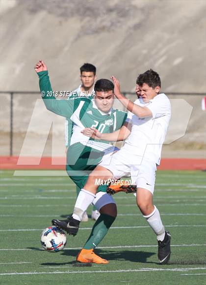 Thumbnail 1 in Hilltop vs. Ramona (Grossmont Holiday Tournament) photogallery.
