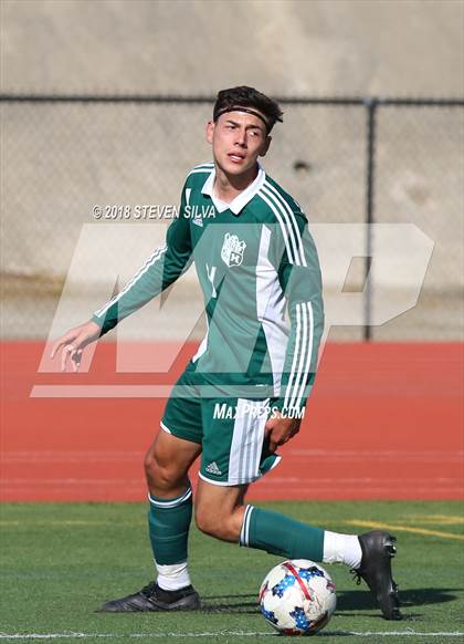 Thumbnail 2 in Hilltop vs. Ramona (Grossmont Holiday Tournament) photogallery.