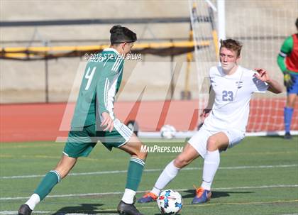 Thumbnail 1 in Hilltop vs. Ramona (Grossmont Holiday Tournament) photogallery.
