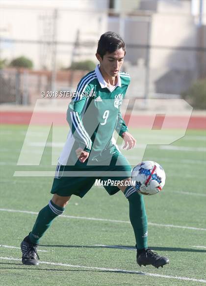 Thumbnail 1 in Hilltop vs. Ramona (Grossmont Holiday Tournament) photogallery.