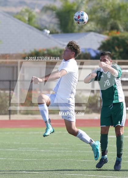 Thumbnail 2 in Hilltop vs. Ramona (Grossmont Holiday Tournament) photogallery.
