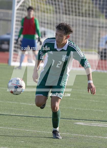 Thumbnail 1 in Hilltop vs. Ramona (Grossmont Holiday Tournament) photogallery.