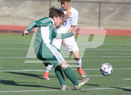 Thumbnail 1 in Hilltop vs. Ramona (Grossmont Holiday Tournament) photogallery.