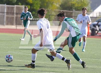 Thumbnail 2 in Hilltop vs. Ramona (Grossmont Holiday Tournament) photogallery.
