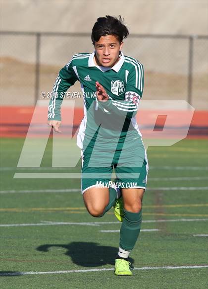 Thumbnail 3 in Hilltop vs. Ramona (Grossmont Holiday Tournament) photogallery.
