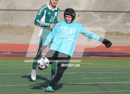 Thumbnail 3 in Hilltop vs. Ramona (Grossmont Holiday Tournament) photogallery.