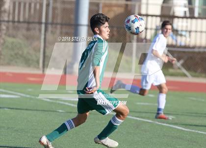 Thumbnail 2 in Hilltop vs. Ramona (Grossmont Holiday Tournament) photogallery.