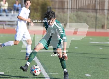 Thumbnail 3 in Hilltop vs. Ramona (Grossmont Holiday Tournament) photogallery.