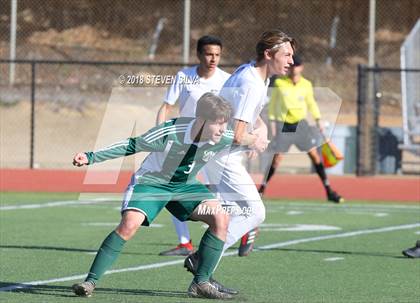 Thumbnail 1 in Hilltop vs. Ramona (Grossmont Holiday Tournament) photogallery.