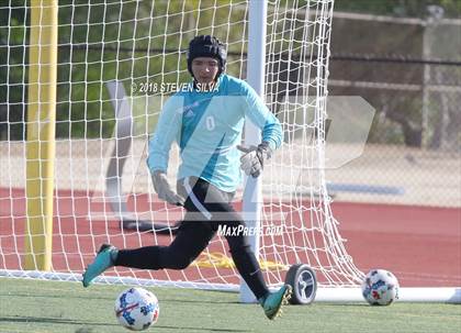 Thumbnail 1 in Hilltop vs. Ramona (Grossmont Holiday Tournament) photogallery.