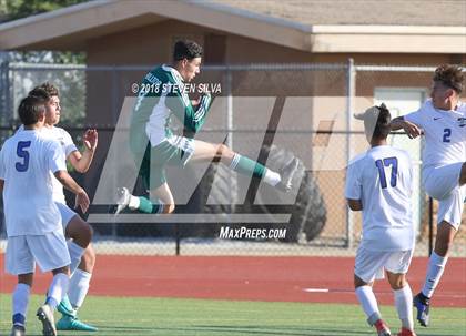Thumbnail 1 in Hilltop vs. Ramona (Grossmont Holiday Tournament) photogallery.