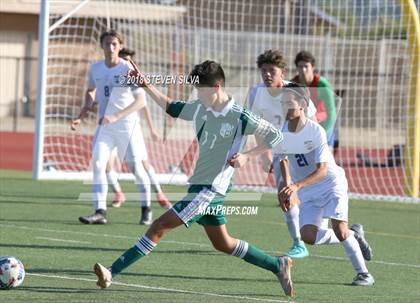 Thumbnail 1 in Hilltop vs. Ramona (Grossmont Holiday Tournament) photogallery.