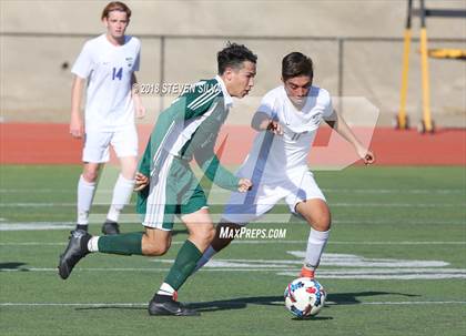 Thumbnail 1 in Hilltop vs. Ramona (Grossmont Holiday Tournament) photogallery.