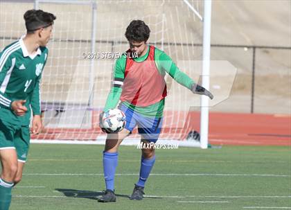 Thumbnail 1 in Hilltop vs. Ramona (Grossmont Holiday Tournament) photogallery.