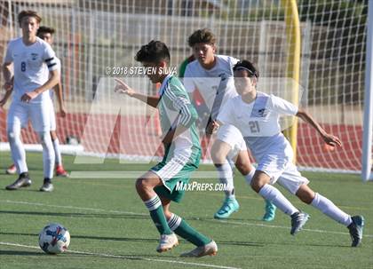 Thumbnail 3 in Hilltop vs. Ramona (Grossmont Holiday Tournament) photogallery.