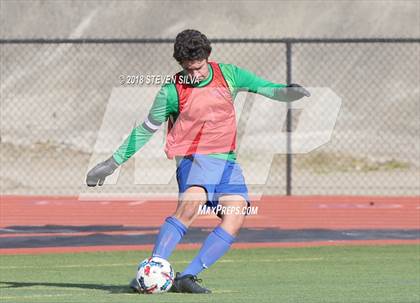 Thumbnail 2 in Hilltop vs. Ramona (Grossmont Holiday Tournament) photogallery.