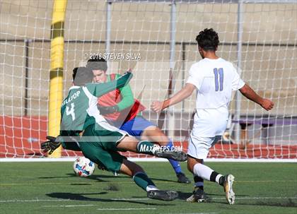 Thumbnail 3 in Hilltop vs. Ramona (Grossmont Holiday Tournament) photogallery.