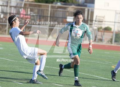 Thumbnail 1 in Hilltop vs. Ramona (Grossmont Holiday Tournament) photogallery.