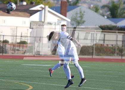 Thumbnail 3 in Hilltop vs. Ramona (Grossmont Holiday Tournament) photogallery.