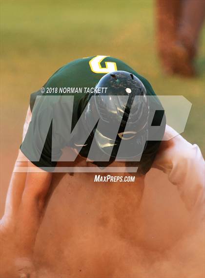 Thumbnail 3 in Valley Center vs. Bishop Carroll (KSHSAA 5A Regional Playoff) photogallery.