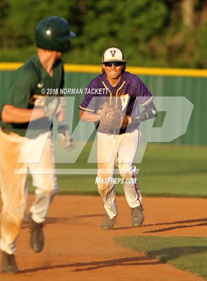 Thumbnail 3 in Valley Center vs. Bishop Carroll (KSHSAA 5A Regional Playoff) photogallery.