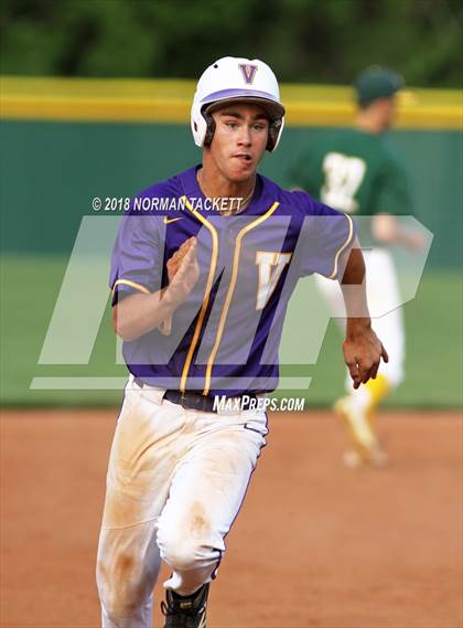 Thumbnail 2 in Valley Center vs. Bishop Carroll (KSHSAA 5A Regional Playoff) photogallery.