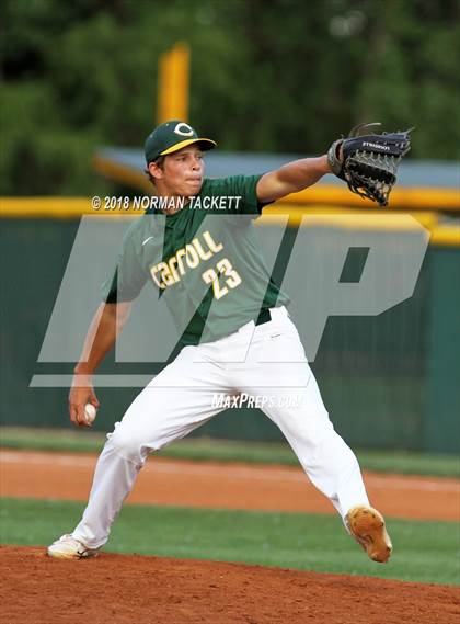 Thumbnail 1 in Valley Center vs. Bishop Carroll (KSHSAA 5A Regional Playoff) photogallery.