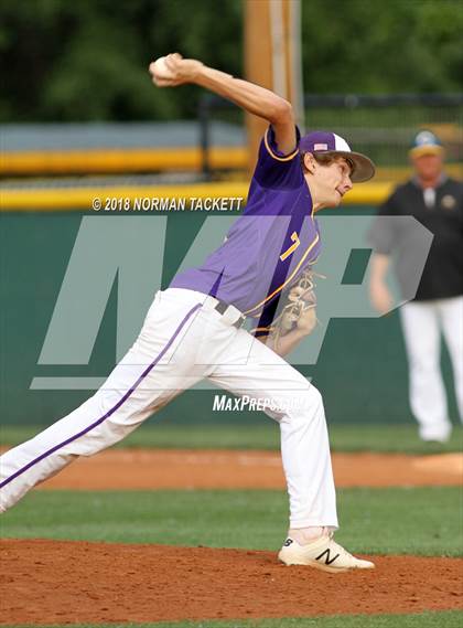 Thumbnail 3 in Valley Center vs. Bishop Carroll (KSHSAA 5A Regional Playoff) photogallery.