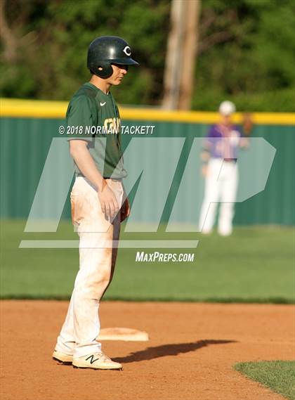 Thumbnail 2 in Valley Center vs. Bishop Carroll (KSHSAA 5A Regional Playoff) photogallery.