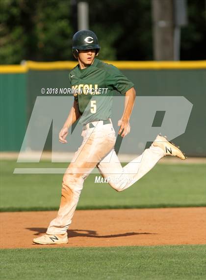 Thumbnail 2 in Valley Center vs. Bishop Carroll (KSHSAA 5A Regional Playoff) photogallery.