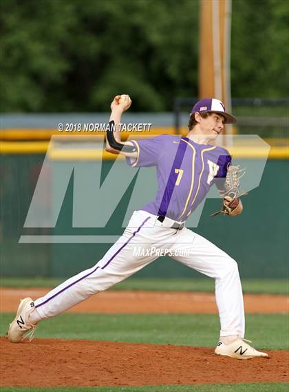 Thumbnail 3 in Valley Center vs. Bishop Carroll (KSHSAA 5A Regional Playoff) photogallery.