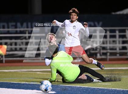 Thumbnail 2 in Brighton @ Valor Christian (CHSAA 5A 1st Round) photogallery.
