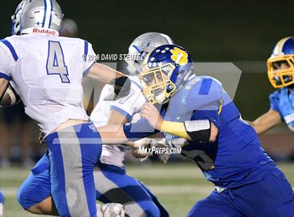 Thumbnail 3 in McQueen @ Del Campo photogallery.