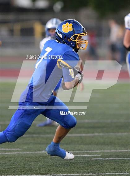 Thumbnail 3 in McQueen @ Del Campo photogallery.