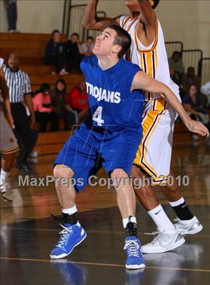 Thumbnail 1 in Ocean View vs. Lutheran (Pangos Dream Classic) photogallery.