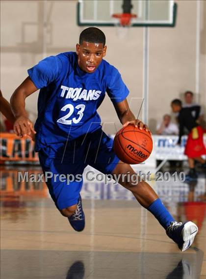Thumbnail 3 in Ocean View vs. Lutheran (Pangos Dream Classic) photogallery.