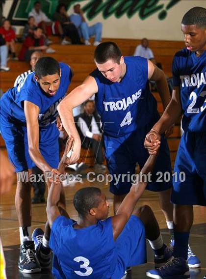 Thumbnail 3 in Ocean View vs. Lutheran (Pangos Dream Classic) photogallery.
