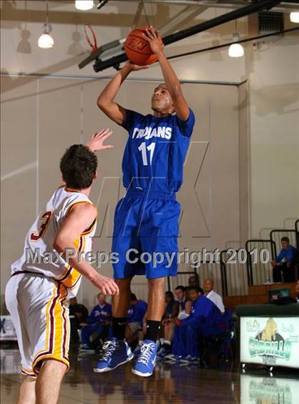 Thumbnail 2 in Ocean View vs. Lutheran (Pangos Dream Classic) photogallery.