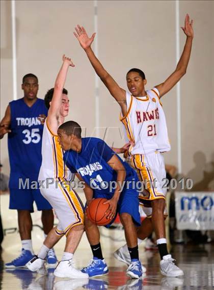 Thumbnail 3 in Ocean View vs. Lutheran (Pangos Dream Classic) photogallery.