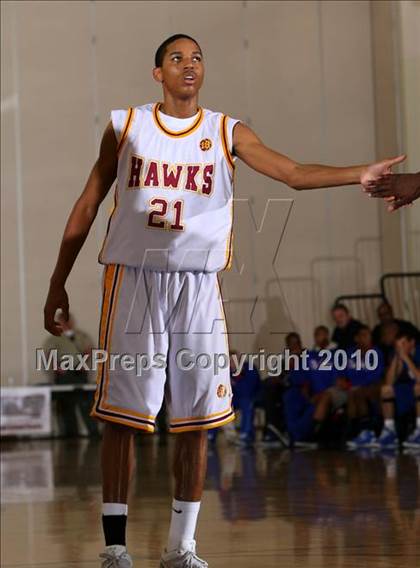 Thumbnail 2 in Ocean View vs. Lutheran (Pangos Dream Classic) photogallery.