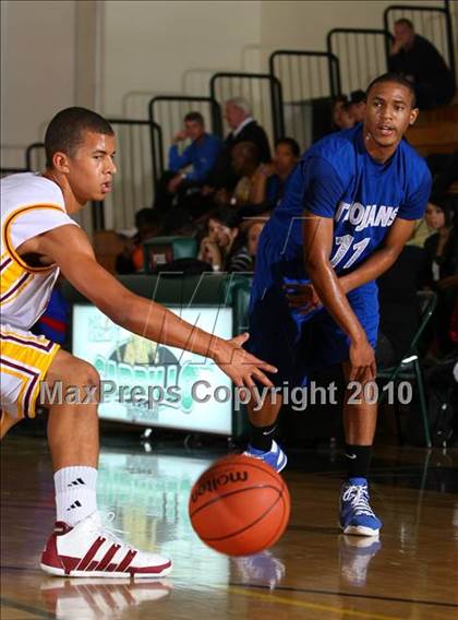 Thumbnail 3 in Ocean View vs. Lutheran (Pangos Dream Classic) photogallery.