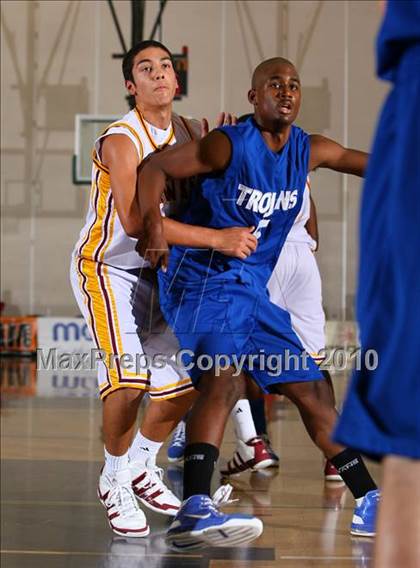 Thumbnail 1 in Ocean View vs. Lutheran (Pangos Dream Classic) photogallery.