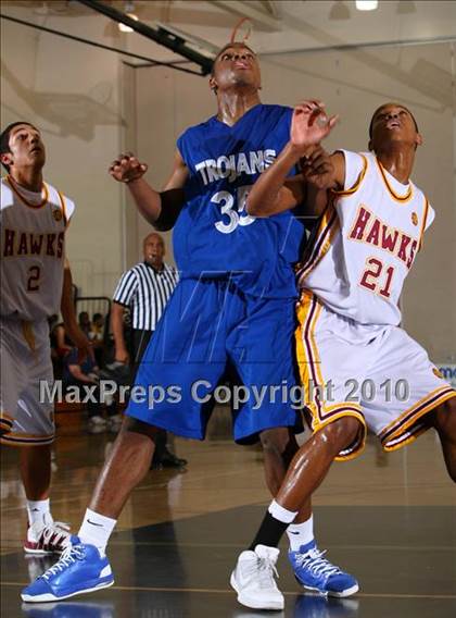 Thumbnail 3 in Ocean View vs. Lutheran (Pangos Dream Classic) photogallery.