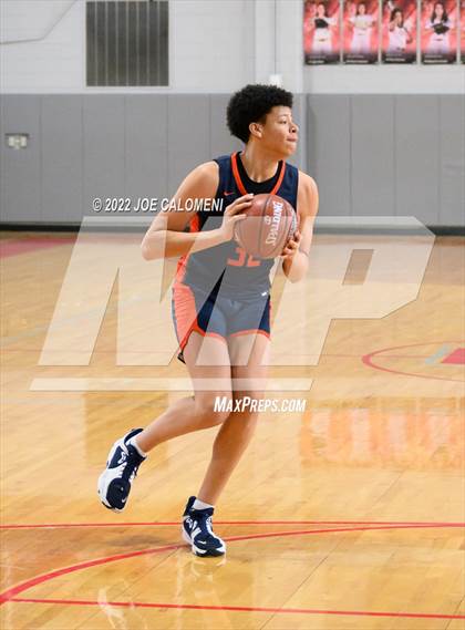 Thumbnail 2 in MacArthur [Douglas] vs Brandeis photogallery.