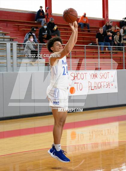 Thumbnail 1 in MacArthur [Douglas] vs Brandeis photogallery.