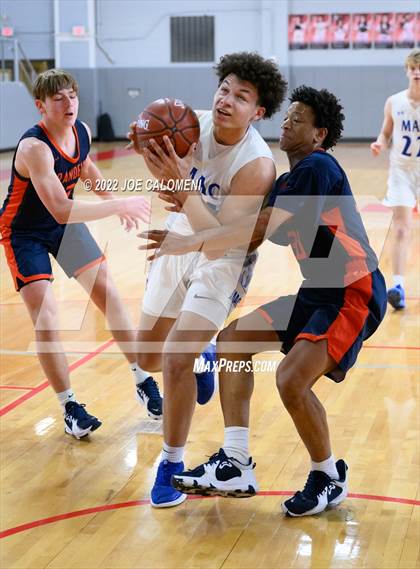 Thumbnail 3 in MacArthur [Douglas] vs Brandeis photogallery.