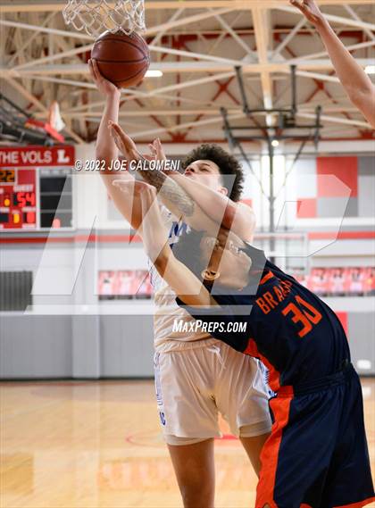 Thumbnail 3 in MacArthur [Douglas] vs Brandeis photogallery.