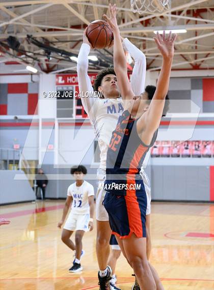 Thumbnail 3 in MacArthur [Douglas] vs Brandeis photogallery.